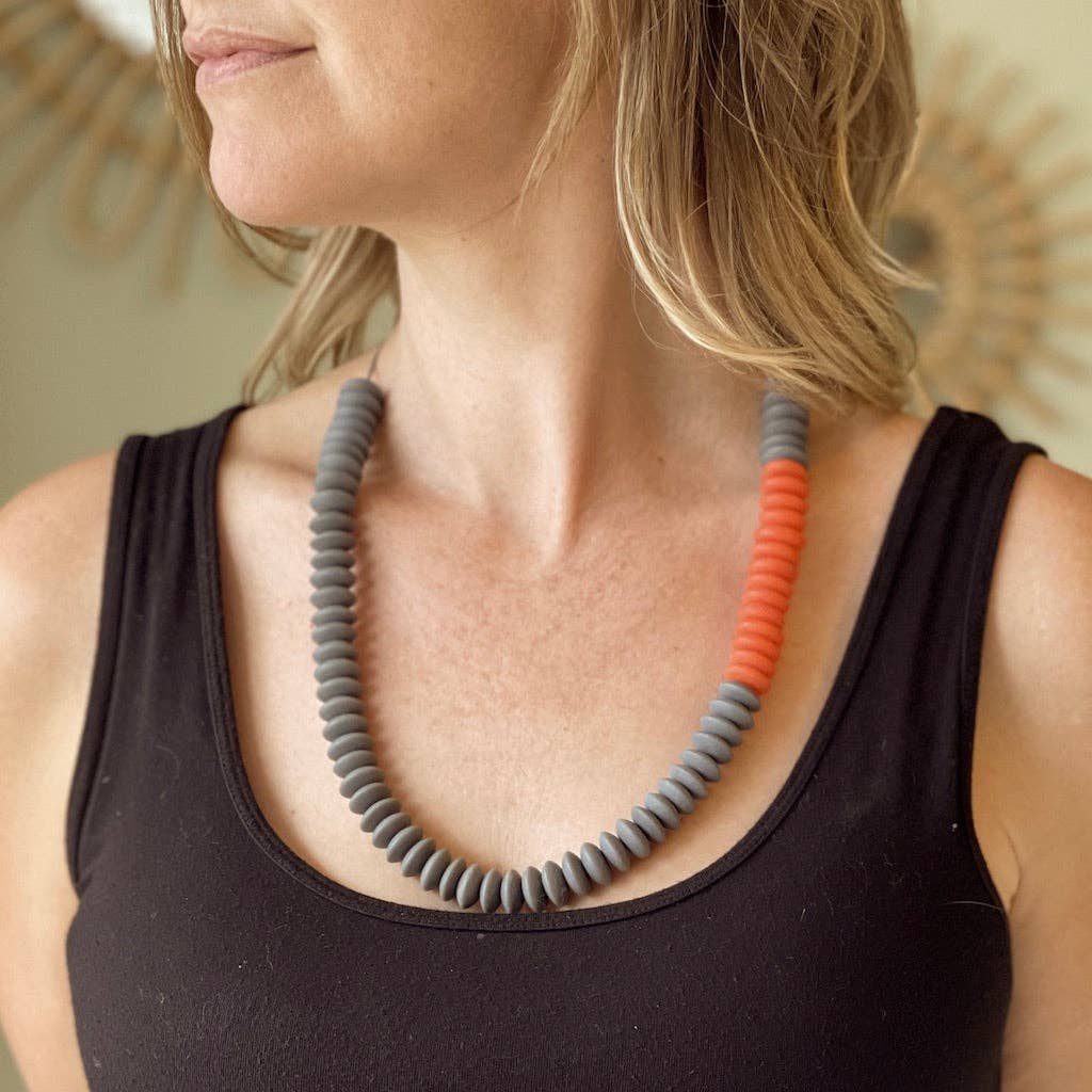 Suzie Blue Canada - Resin Stacked Disc Necklace: Mustard & Grey