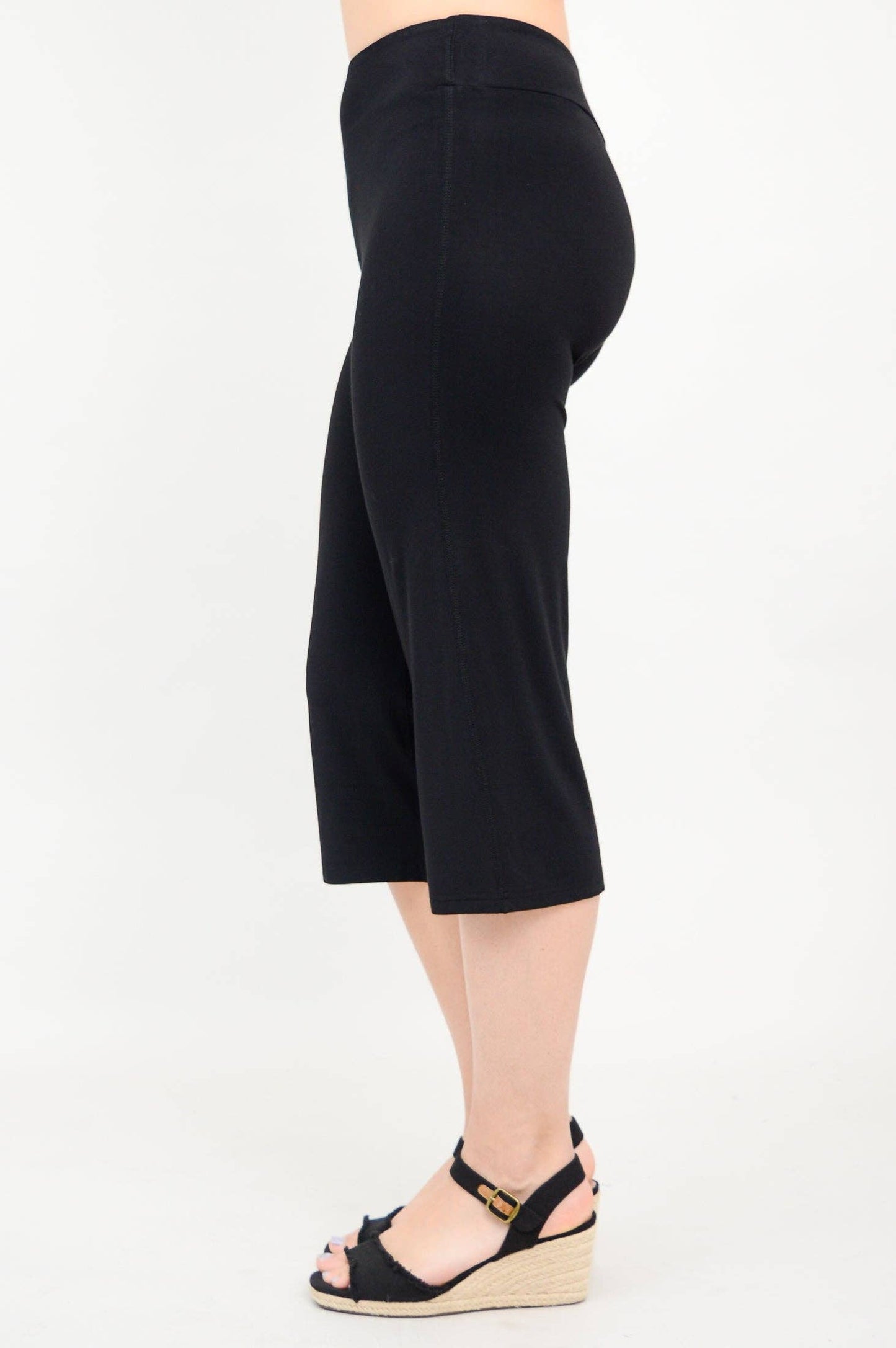 Blue Sky Clothing Co LLC - Yoga Capri, Black, Bamboo: SMALL