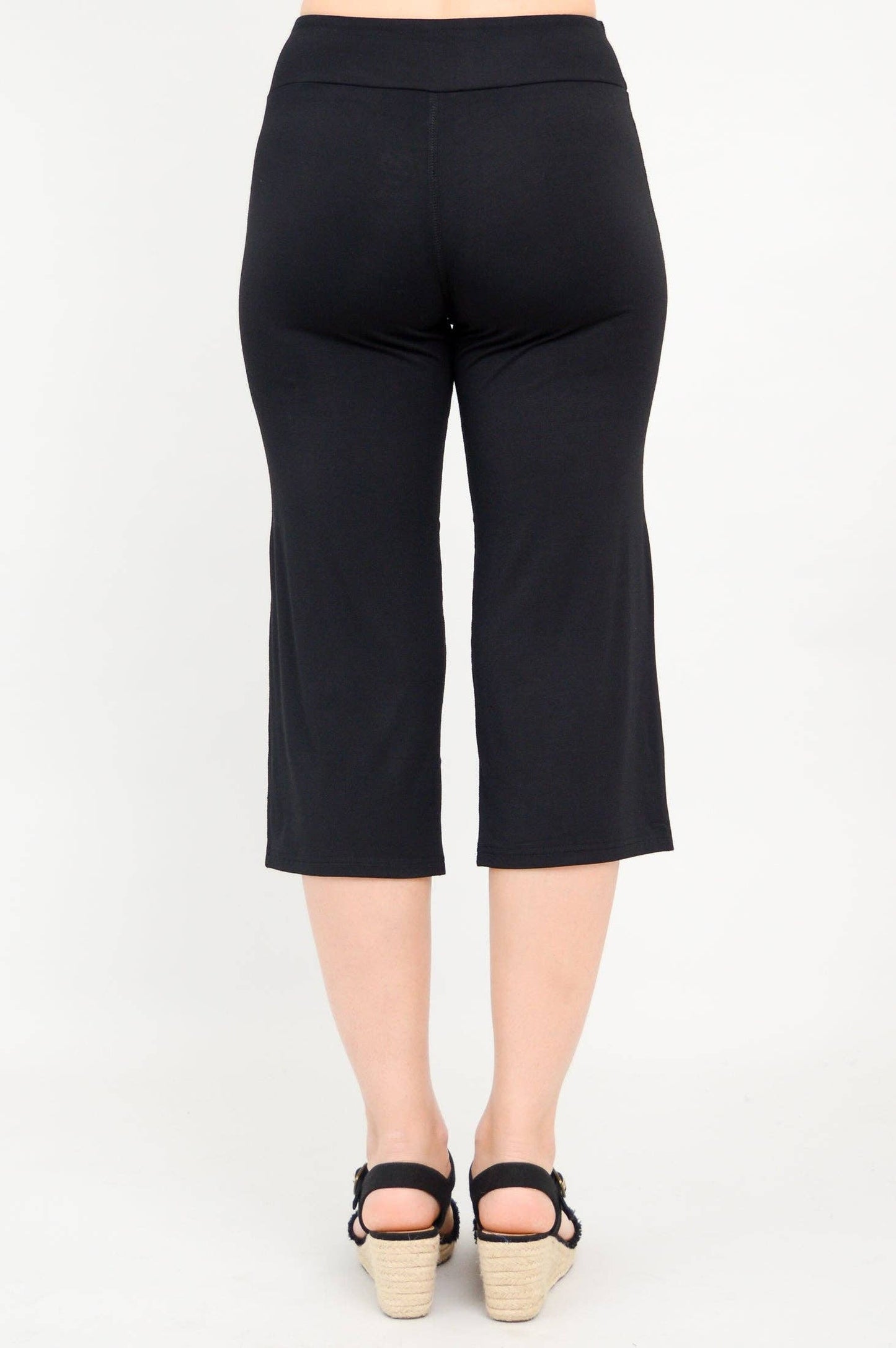 Blue Sky Clothing Co LLC - Yoga Capri, Black, Bamboo: SMALL