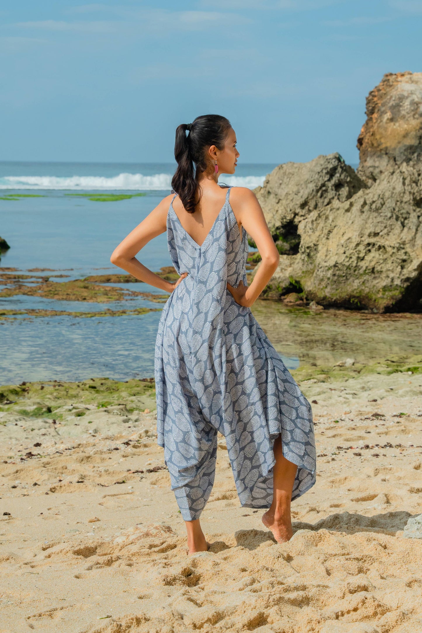 Suzie Blue Canada - Leaf Print Romper - Grey & White