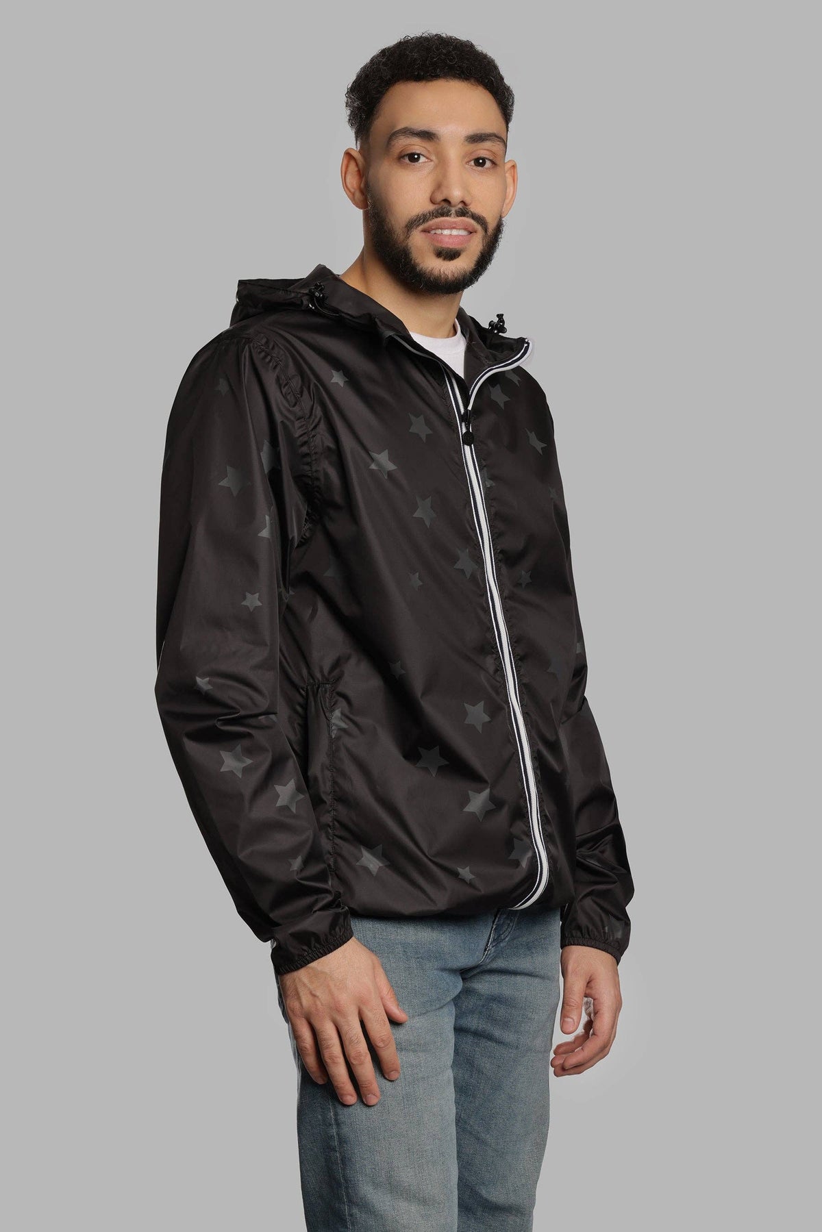 O8 Lifestyle - Men gloss stars black full zip packable rain jacket: Black / M