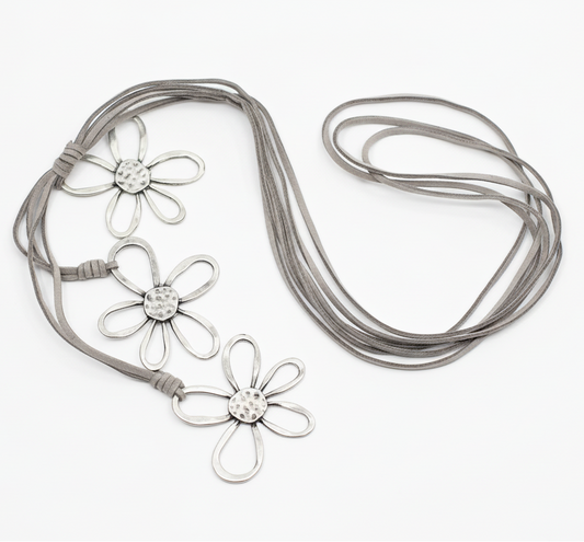 Suzie Blue Canada - Silver Plate Triple Flower Necklace on Suede: Grey Suede