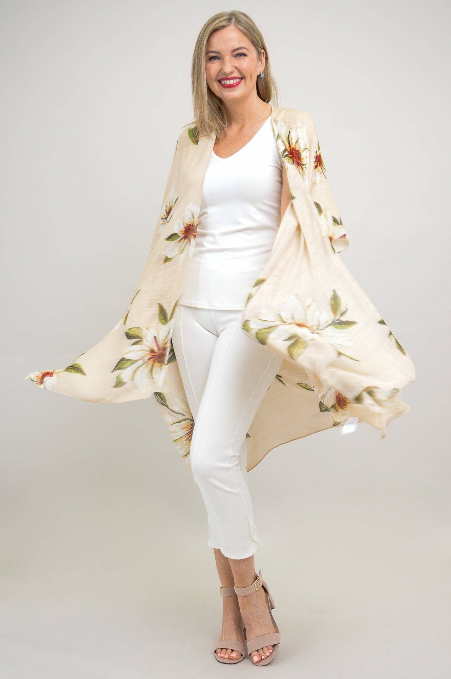 Blue Sky Clothing Co LLC - Darcy, Sand Floral, One Size: One Size