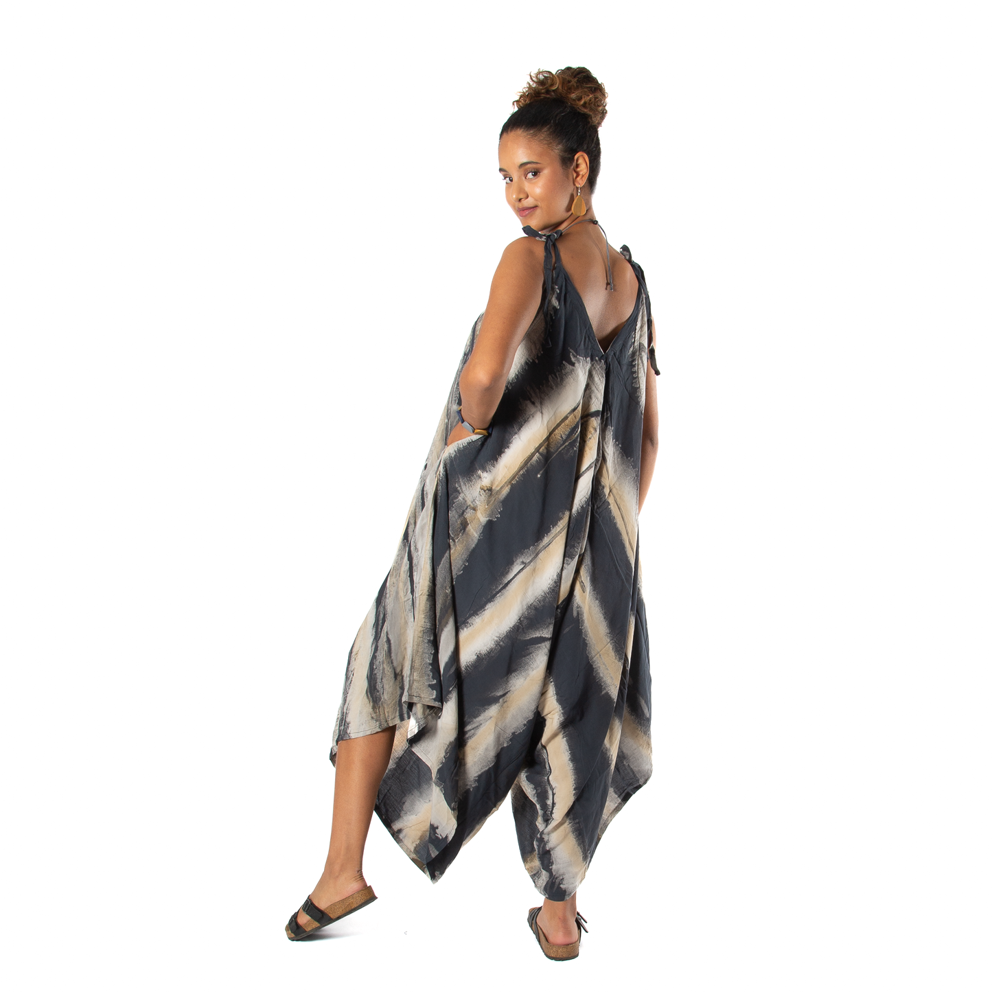 Suzie Blue Canada - Abstract Tie Dye Design Romper - Grey & Gold Mix