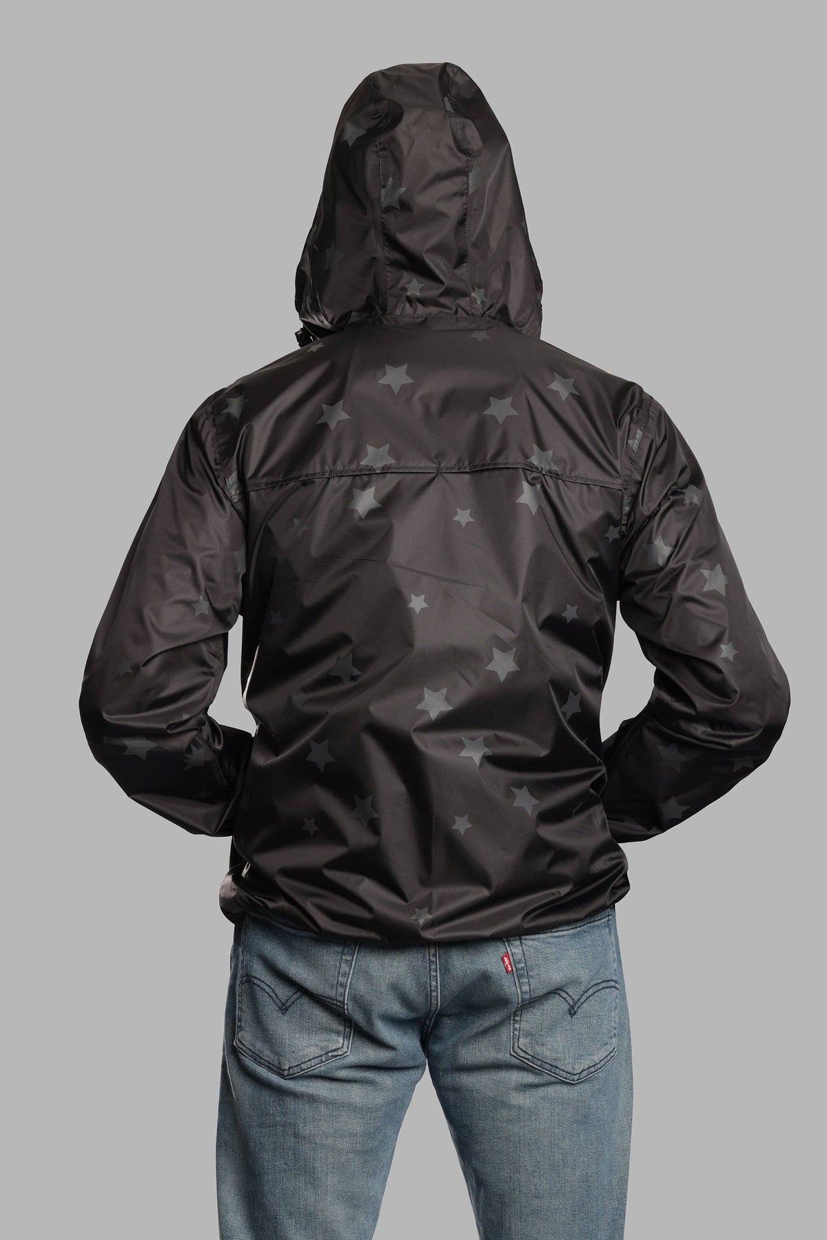 O8 Lifestyle - Men gloss stars black full zip packable rain jacket: Black / XXL