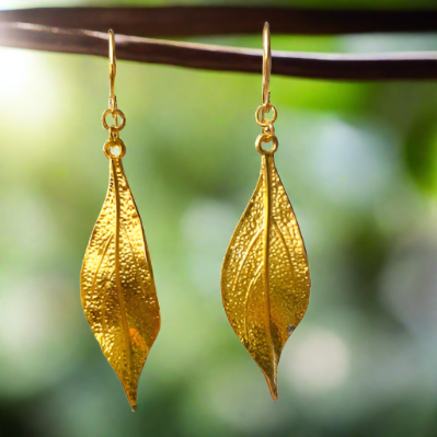 Suzie Blue Canada - Textured Leaf Earrings- Gold Plate