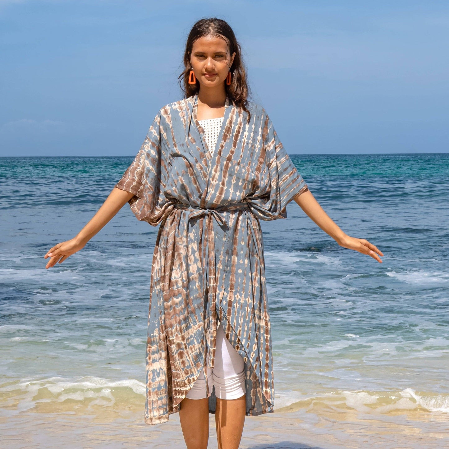 Suzie Blue Canada - Long Kimono In Tan & Grey Tie Dye